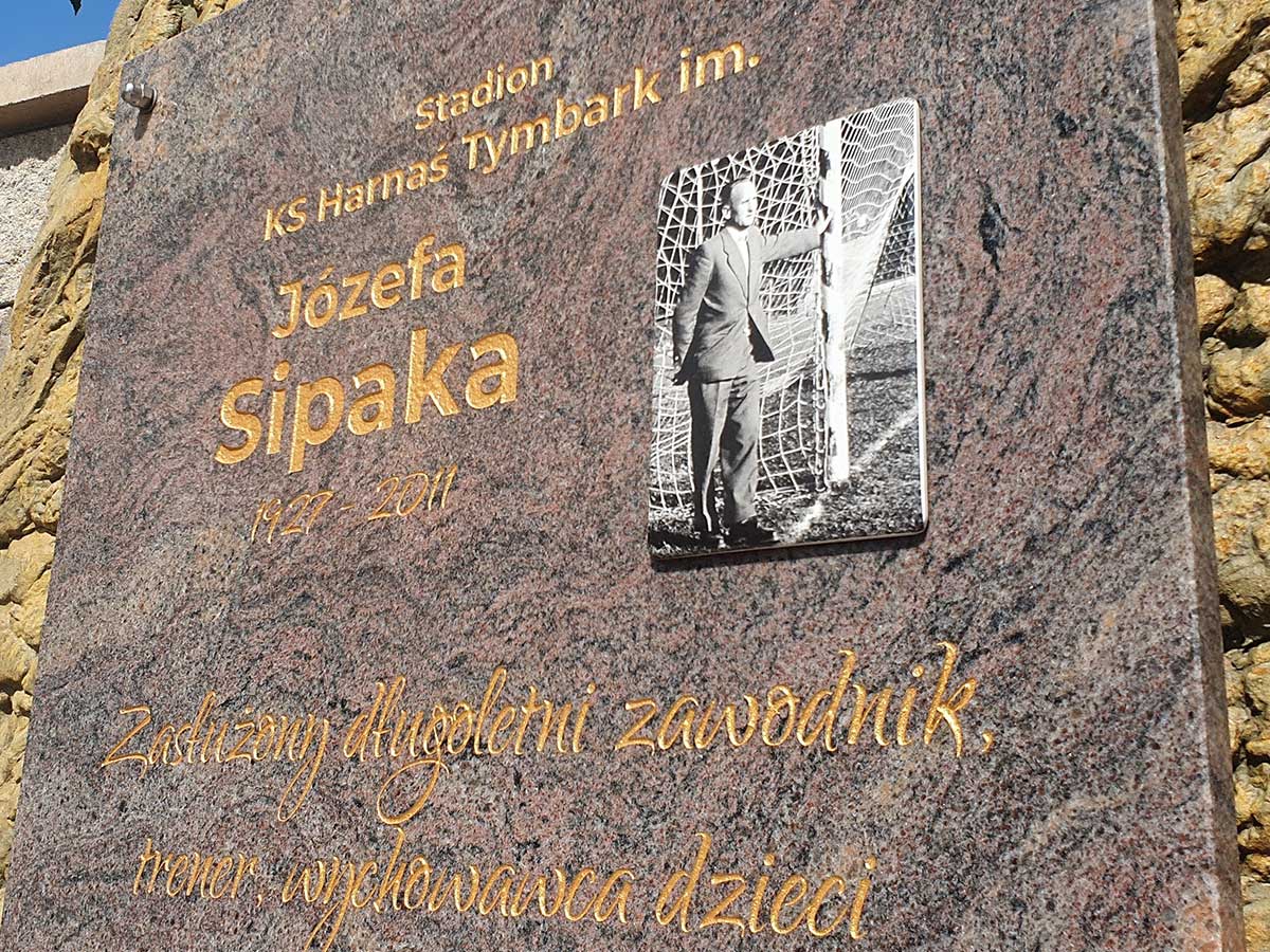 Nadanie stadionowi w Tymbarku imienia Józefa Sipaka